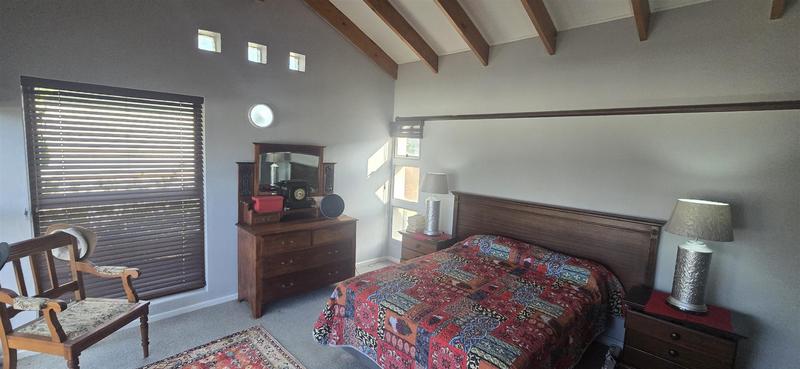 5 Bedroom Property for Sale in Hersham Western Cape